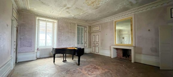 11 bedrooms Castles in Le Chatelet, France No. 82025 14