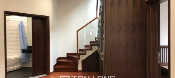 3 bedrooms Apartment in Tay Ho, Vietnam No. 1523 3