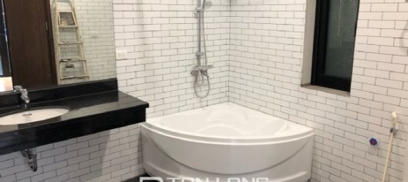 3 bedrooms Apartment in Tay Ho, Vietnam No. 1523 2