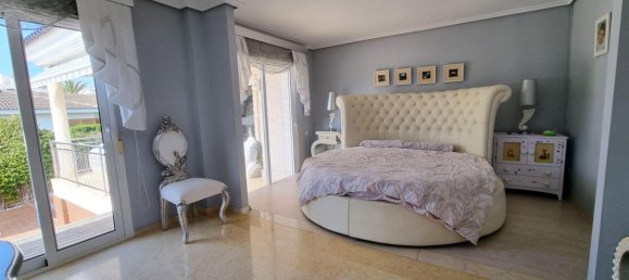 Villa in Torrevieja, Spanien 239m², Nr. 364965 8