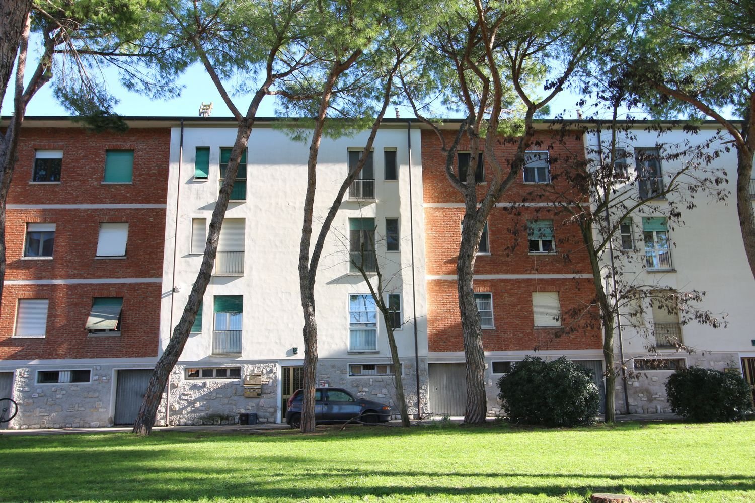4 rooms Apartment in Pisa, Italy No. 23137