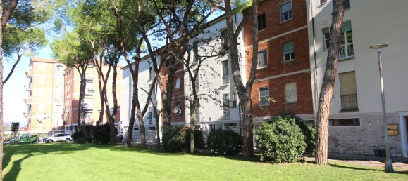 4 rooms Apartment in Pisa, Italy No. 23137 2