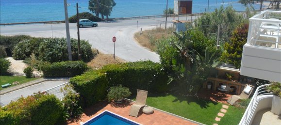 5 bedrooms Villa in Kalyvia Thorikou, Greece No. 6714 3