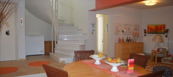 5 Schlafzimmer Villa in Kalyvia Thorikou, Greece, Nr. 6714 24