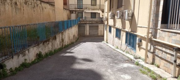 Propiedad comercial en Palermo, Italy 550 m² No. 46486 12