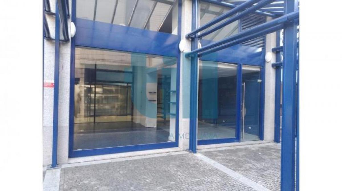 Loja em Porto, Portugal 49 m² N.º 7982