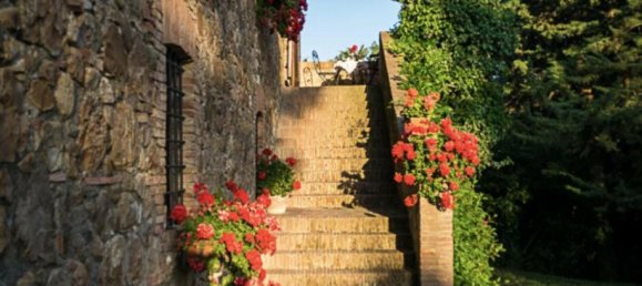 Casa de 9 dormitorios en Pomarance, Italy No. 55648 17