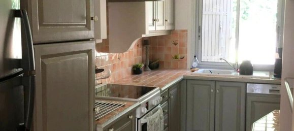 4 bedrooms House in Villeneuve-les-Avignon, France No. 361221 3