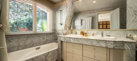 4 bedrooms House in Marbella, Spain No. 45788 12