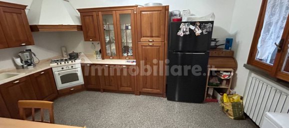 2 bedrooms Villa in Mirandola, Italy No. 273612 3