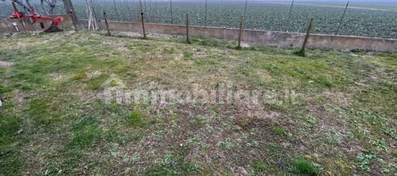 2 bedrooms Villa in Mirandola, Italy No. 273612 8