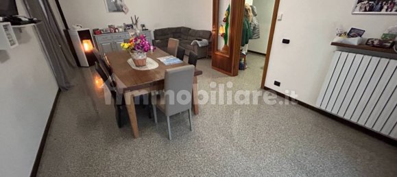2 bedrooms Villa in Mirandola, Italy No. 273612 2