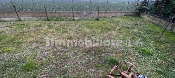 2 bedrooms Villa in Mirandola, Italy No. 273612 11