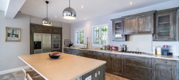 6 bedrooms Villa in Mouans-Sartoux, France No. 1697 7