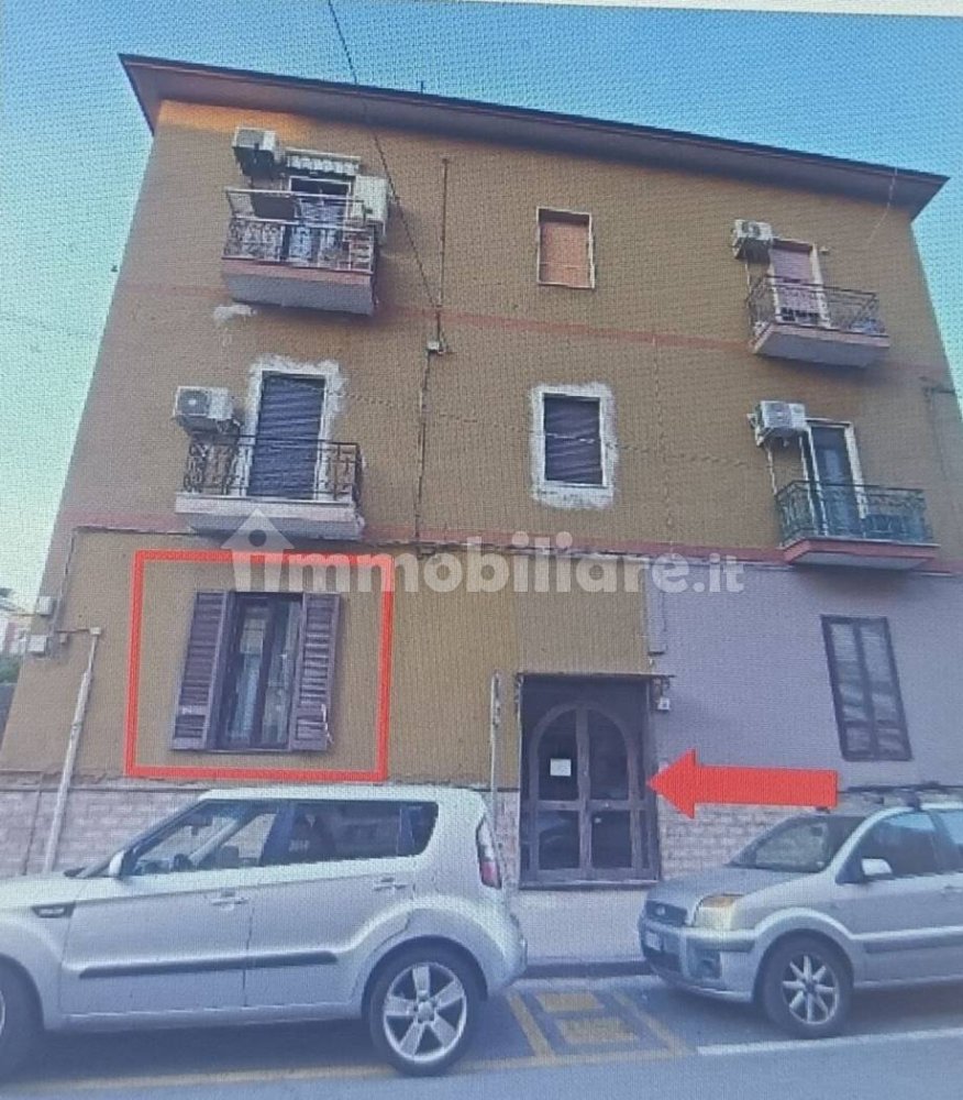 5 bedrooms Apartment in Naples, Italy No. 262696