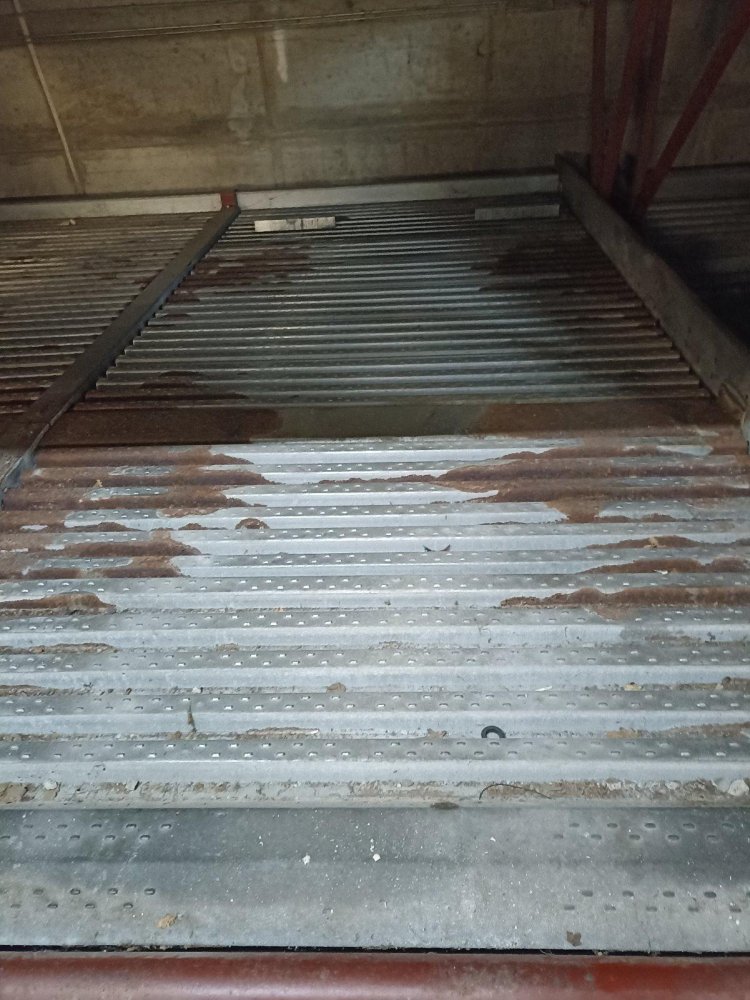  Parking in Munich, Germany No. 288983