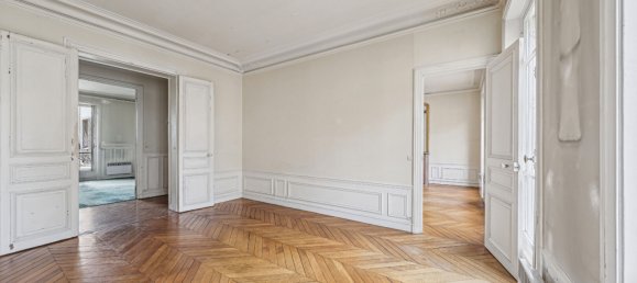 3 bedrooms Apartment in Paris, France No. 107809 10