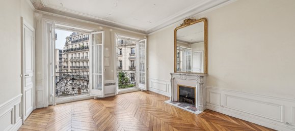 3 bedrooms Apartment in Paris, France No. 107809 4
