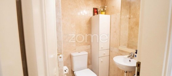 2 bedrooms Apartment in Lisbon, Portugal No. 87153 21