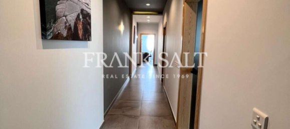 Пентхаус с 3 спальнями в Корми, Мальта № 4583 16