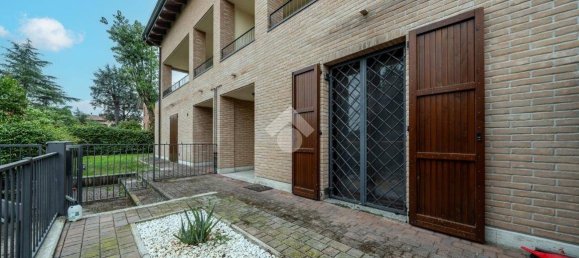 4 bedrooms Villa in Quattro Castella, Italy No. 337853 33