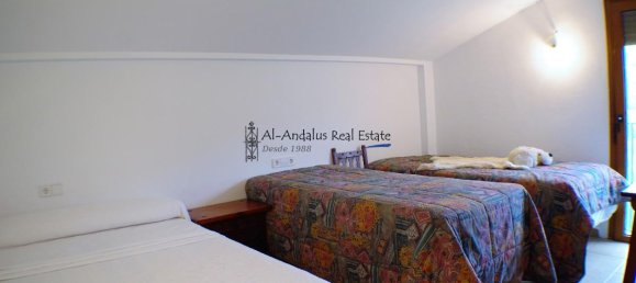 4 bedrooms House in Alcaucin, Spain No. 45138 14