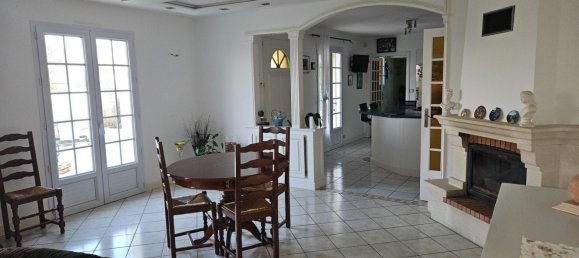 4 Schlafzimmer Haus in Thouars, France, Nr. 95489 5