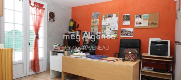 4 Schlafzimmer Haus in Thouars, France, Nr. 95489 11