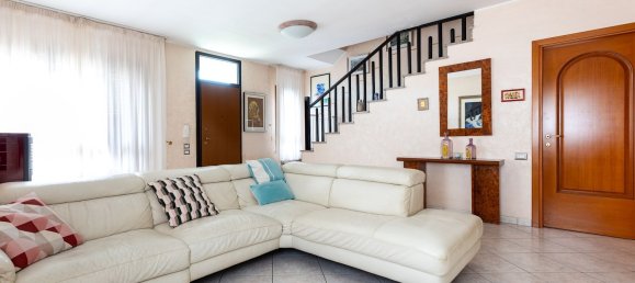 5 rooms House in Selargius, Italy No. 46576 6