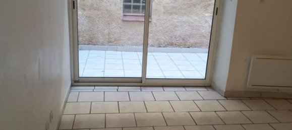 2 bedrooms House in Carcassonne, France No. 335971 2