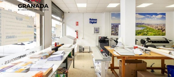 Propriété commerciale à Granada, Spain 200m² No. 24399 6
