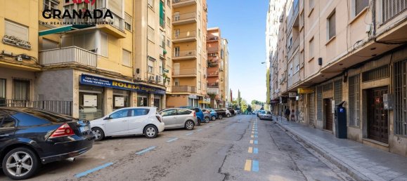 Propriété commerciale à Granada, Spain 200m² No. 24399 2
