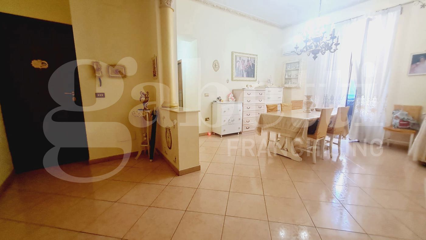 4-Zimmer Wohnung in Palermo, Italy, Nr. 311719