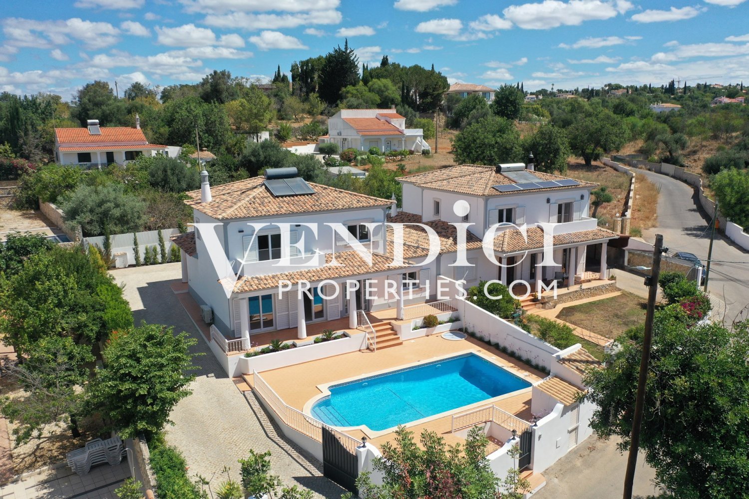 Villa de 4 dormitorios en Almancil, Portugal No. 123815