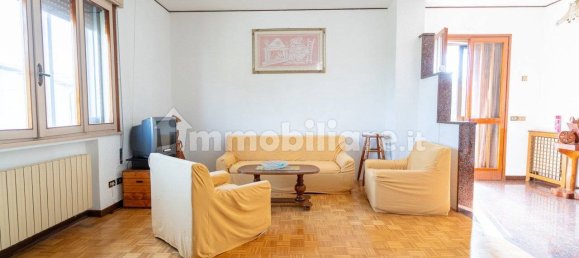 2 bedrooms Apartment in Cervarese Santa Croce, Italy No. 133085 3