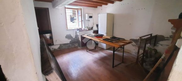 2 bedrooms House in Vernasca, Italy No. 113795 3