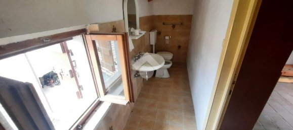 2 bedrooms House in Vernasca, Italy No. 113795 8