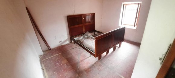 2 bedrooms House in Vernasca, Italy No. 113795 4