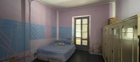 2 bedrooms Apartment in Turin, Italy No. 323615 3