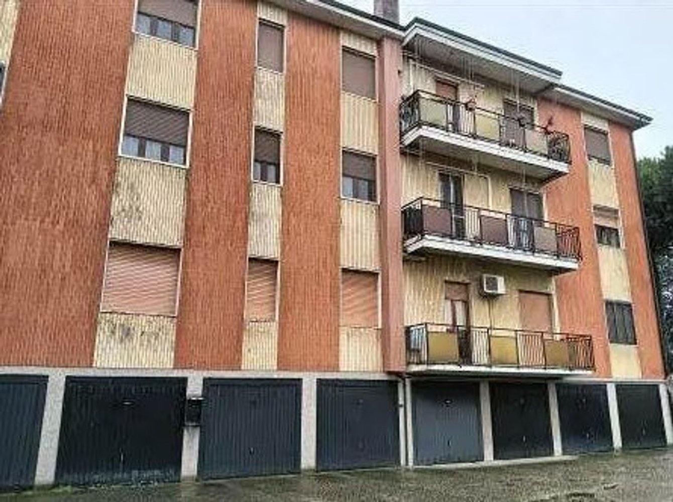 3 bedrooms Apartment in Dresano, Italy No. 392294