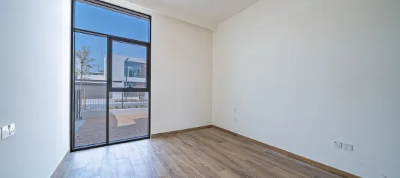 Villa de 4 dormitorios en Al Furjan, UAE No. 108462 2