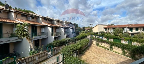 Casa de 3 habitaciónes en Sabaudia, Italy No. 167379 17