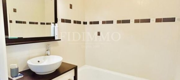 2 bedrooms Apartment in Chennevieres-sur-Marne, France No. 178464 4