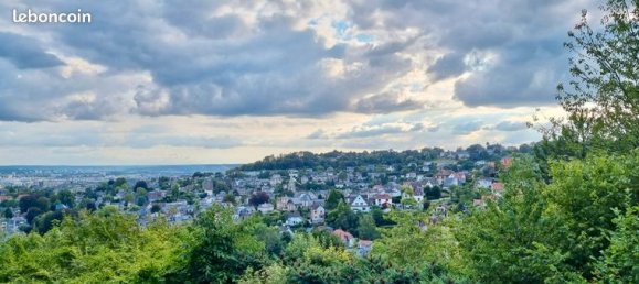 Casa de 4 dormitorios en Bois-Guillaume, France No. 353045 2