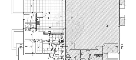 205m² Commercial property in Oeiras, Portugal No. 58653 6