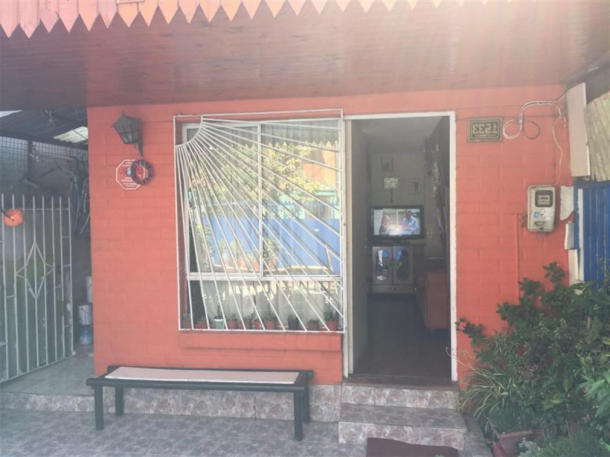 4 bedrooms House in Santiago, Chile No. 5101