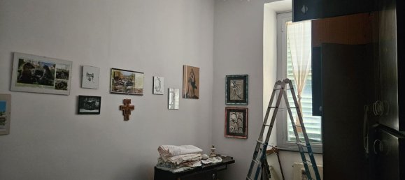 9 rooms Apartment in Genoa, Italy No. 289417 3