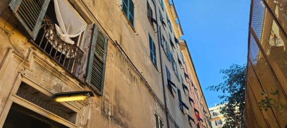9 rooms Apartment in Genoa, Italy No. 289417 14
