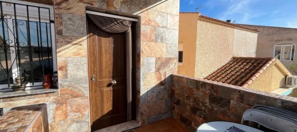 Apartamento de 2 dormitorios en Los Alcázares, Spain No. 87448 2