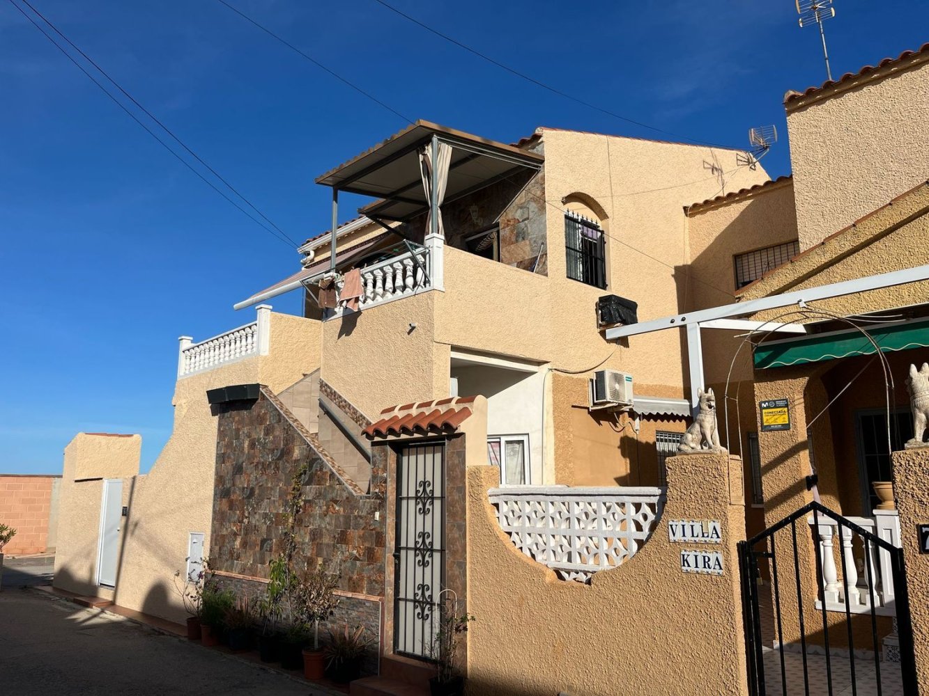 Apartamento de 2 dormitorios en Los Alcázares, Spain No. 87448